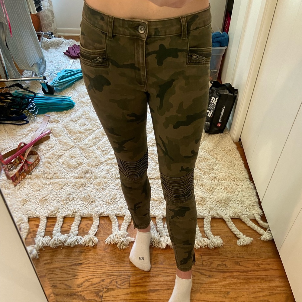 camo Zara jeans